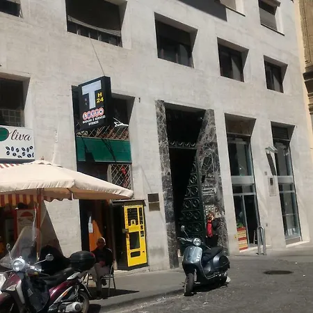Mini Al Chiostro Apartman Nápoly