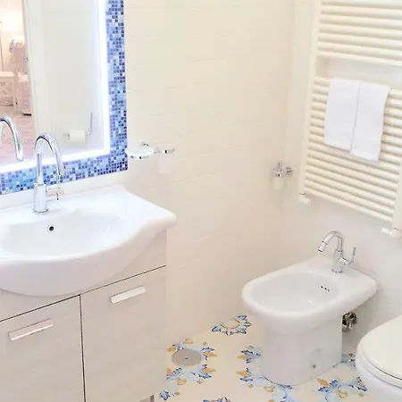 Mini Al Chiostro * Napoli