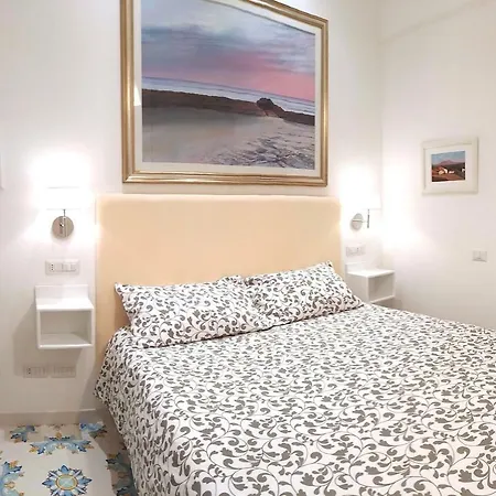 Mini Al Chiostro Appartement Naples